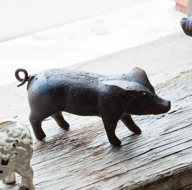 Primitive Cast Iron Pig